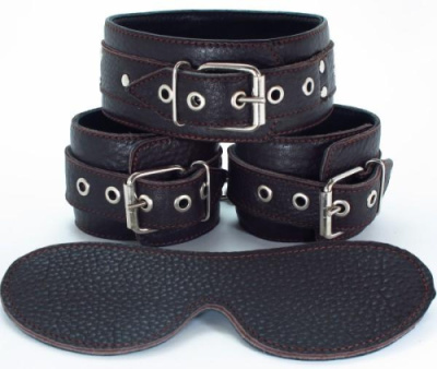 Набор БДСМ из мягкой кожи от sex shop Hustler
