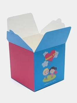 коробка Love is... от sex shop Hustler