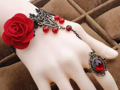 Слейв браслет Ceri от sex shop Hustler