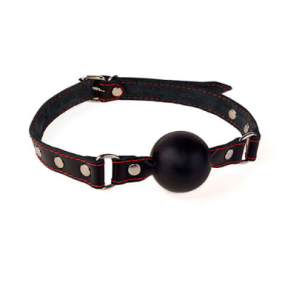 Кляп шарик на кожаном ремешке от sex shop Hustler