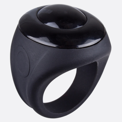 Вибротрусики с дистанционным пультом в виде кольца на палец от sex shop Hustler